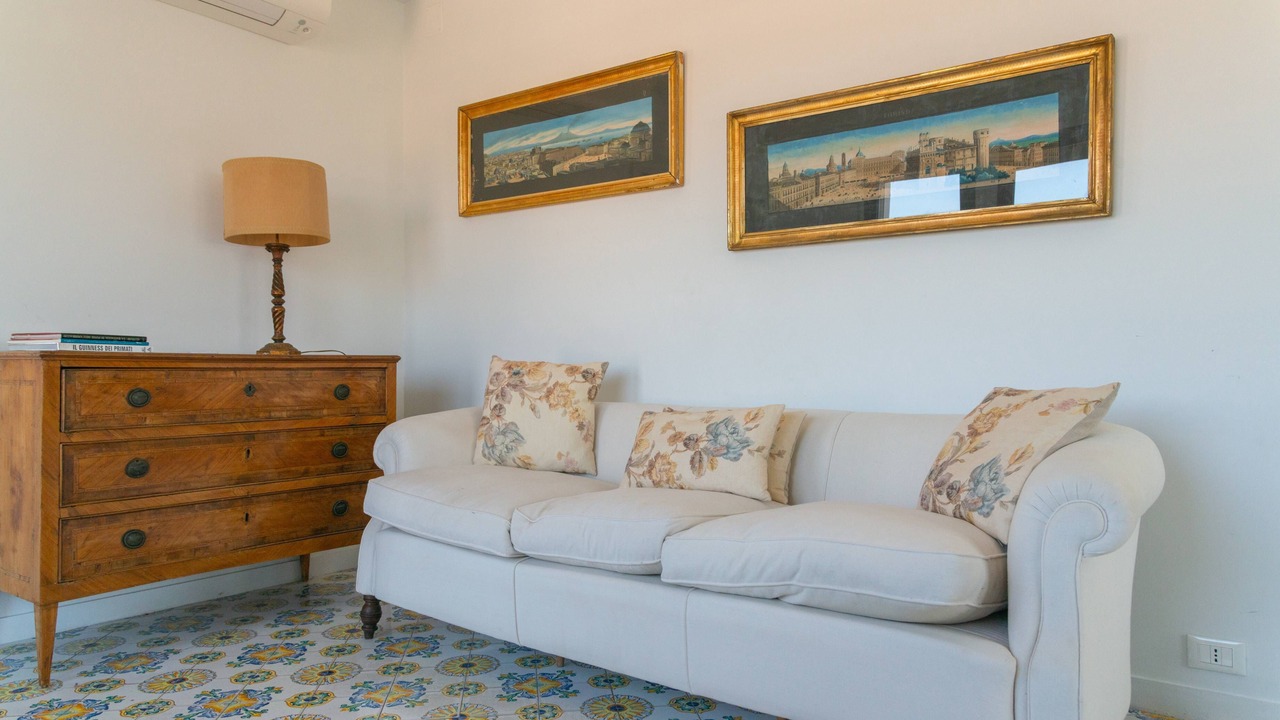 Photo of Livingroom in Ruggero Settimo