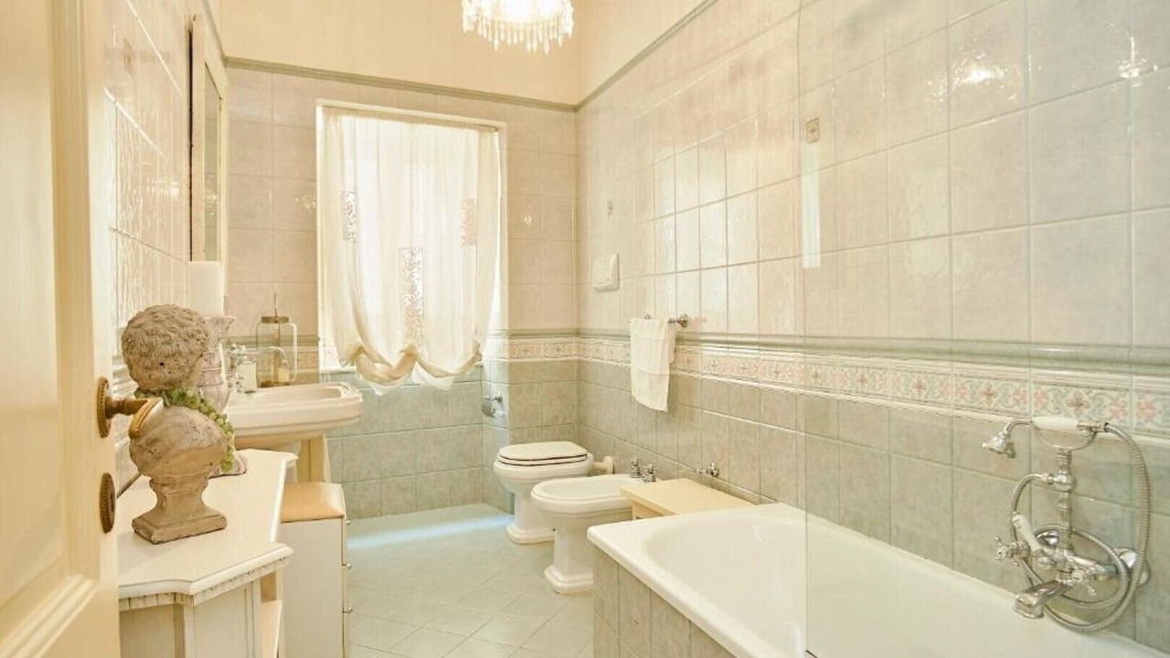 Photo of Bathroom in Alcamo Historic Center