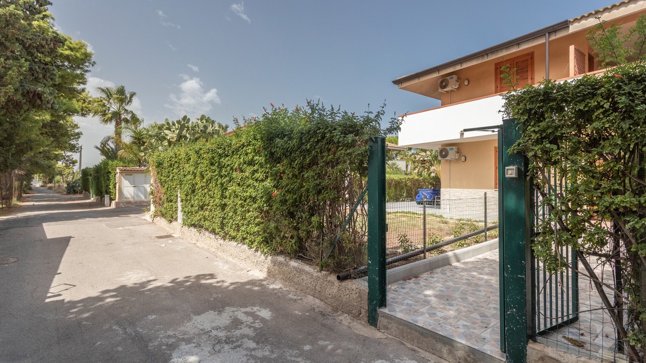 Photo of Outdoor in Campofelice di Roccella