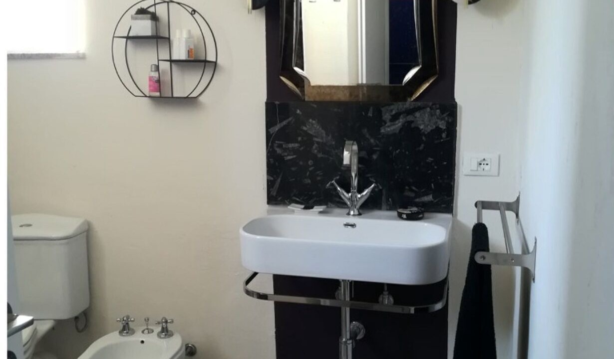 Photo of Bathroom in Torre Colonna-sperone