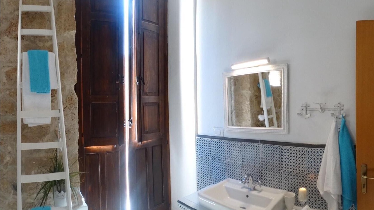 Photo of Bathroom in Pachino