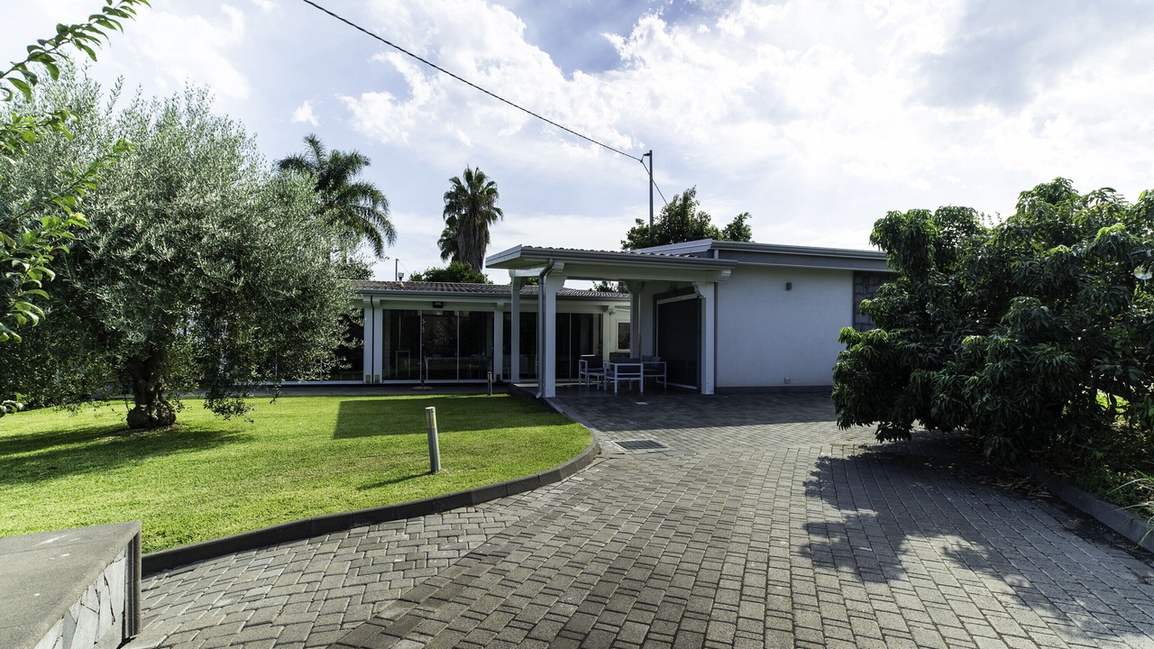 Photo of Outdoor in Carruba