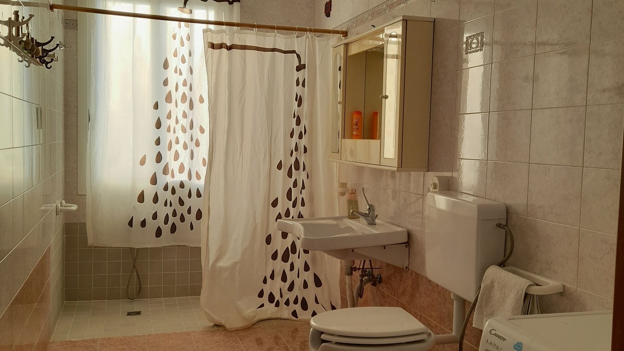 Photo of Bathroom in Solarino