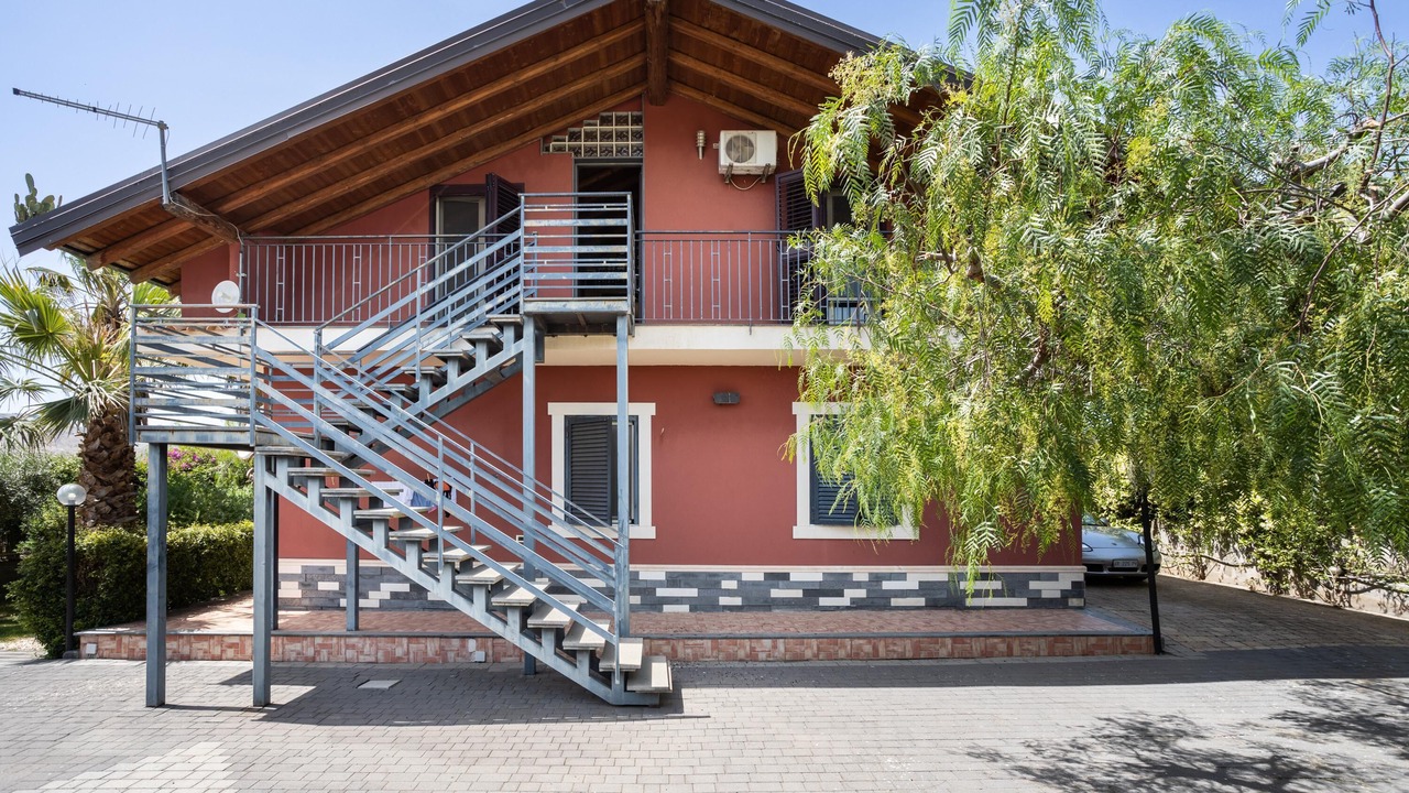 Photo of Outdoor in Adrano