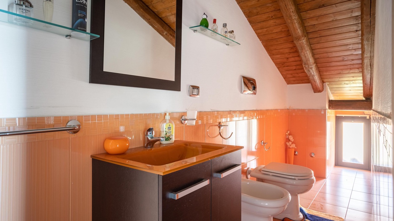 Photo of Bathroom in Adrano