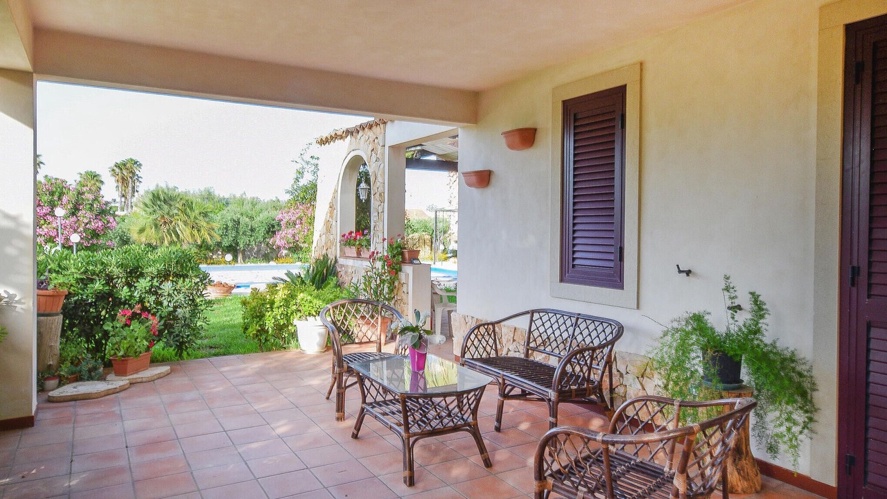 Photo of Patio Balcony in Caucana-finaiti-casuzze-finaiti Nord