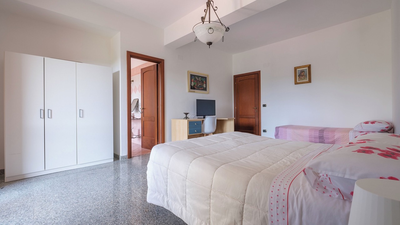 Photo of Bedroom in Faro Superiore