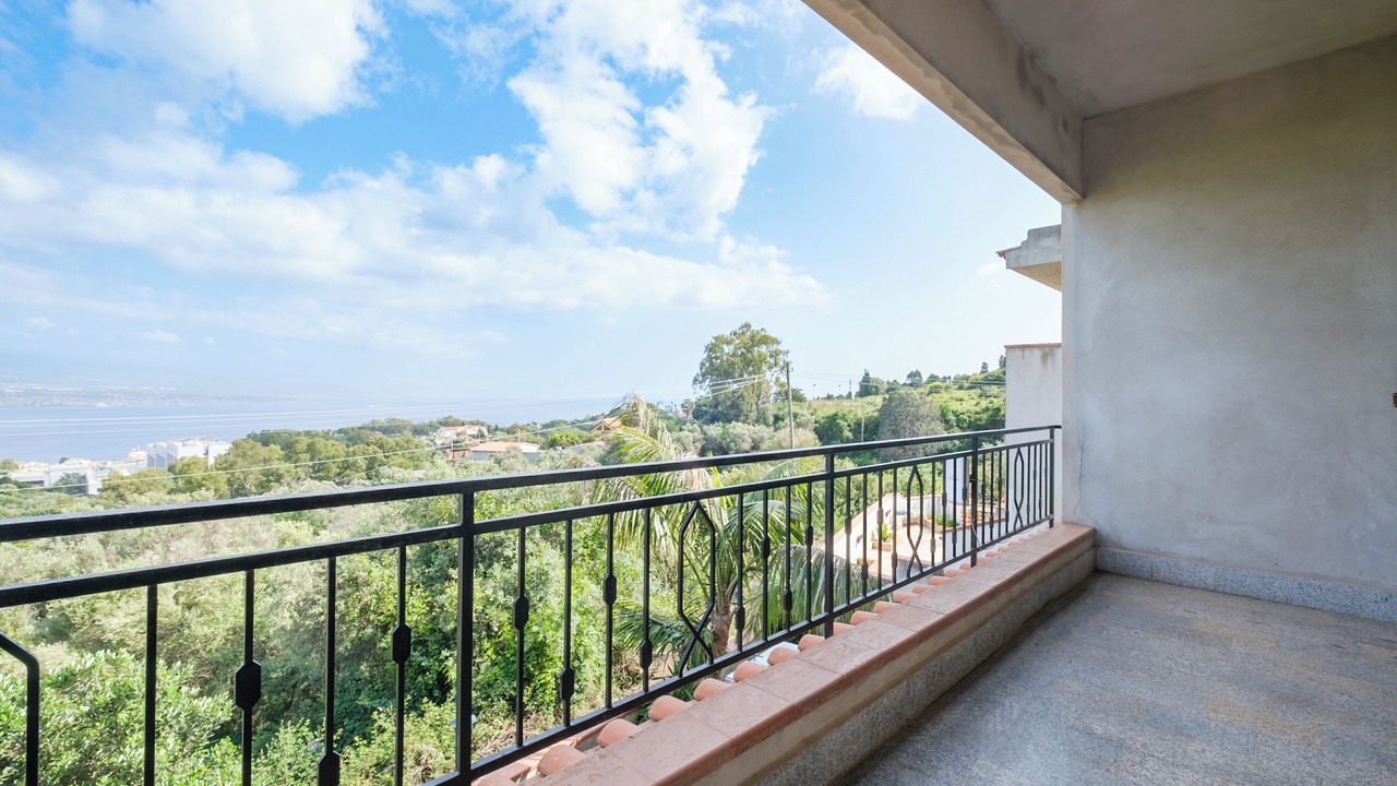 Photo of Outdoor in Faro Superiore