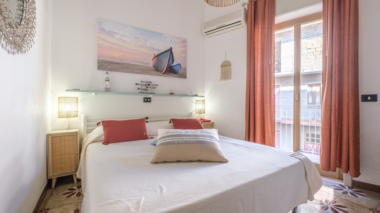 Photo of Bedroom in Oliveri