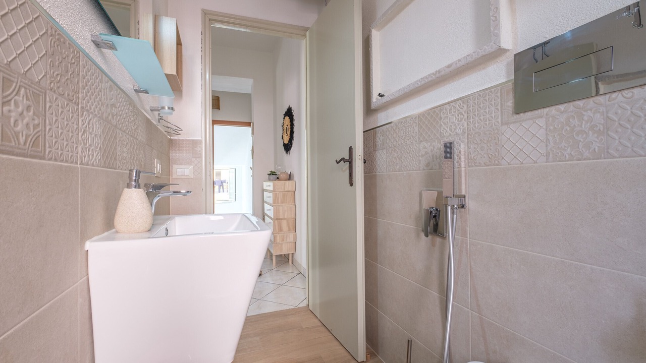 Photo of Bathroom in Oliveri