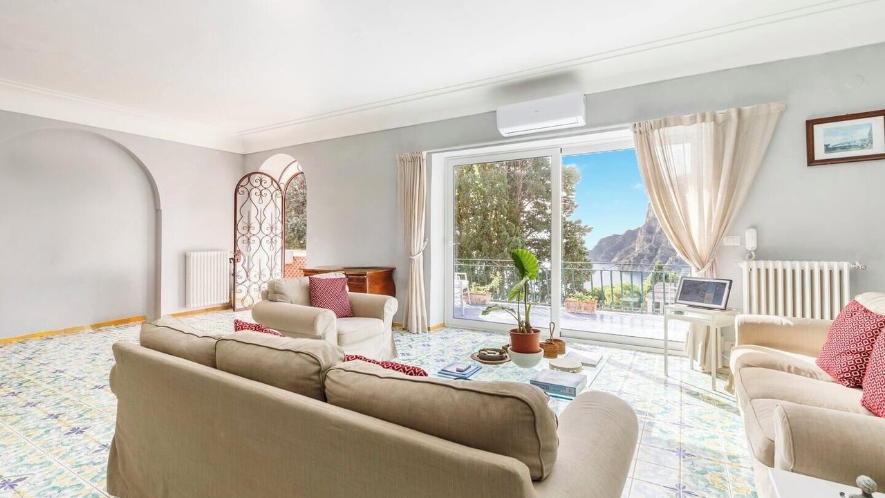 Photo of Livingroom in Capri