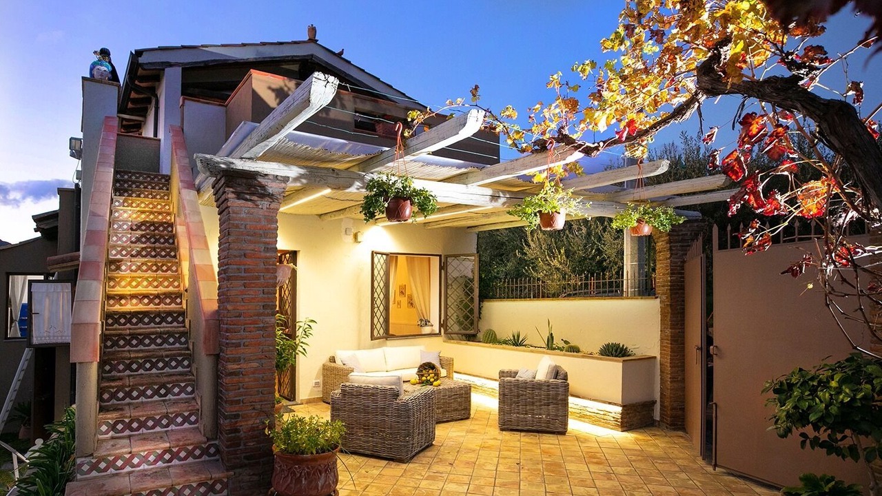 Photo of Patio Balcony in Mitogio