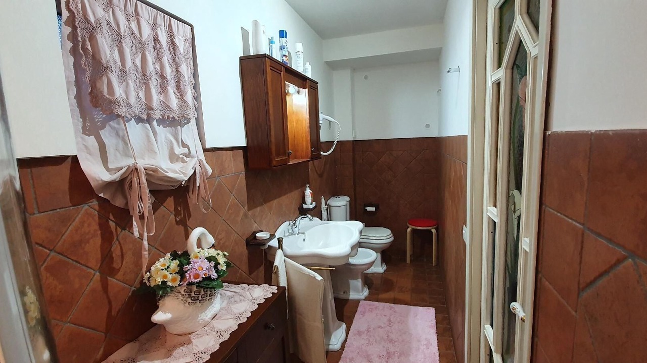 Photo of Bathroom in Vampolieri I