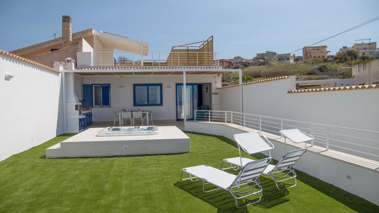 Photo of Patio Balcony in Cava dʼAliga