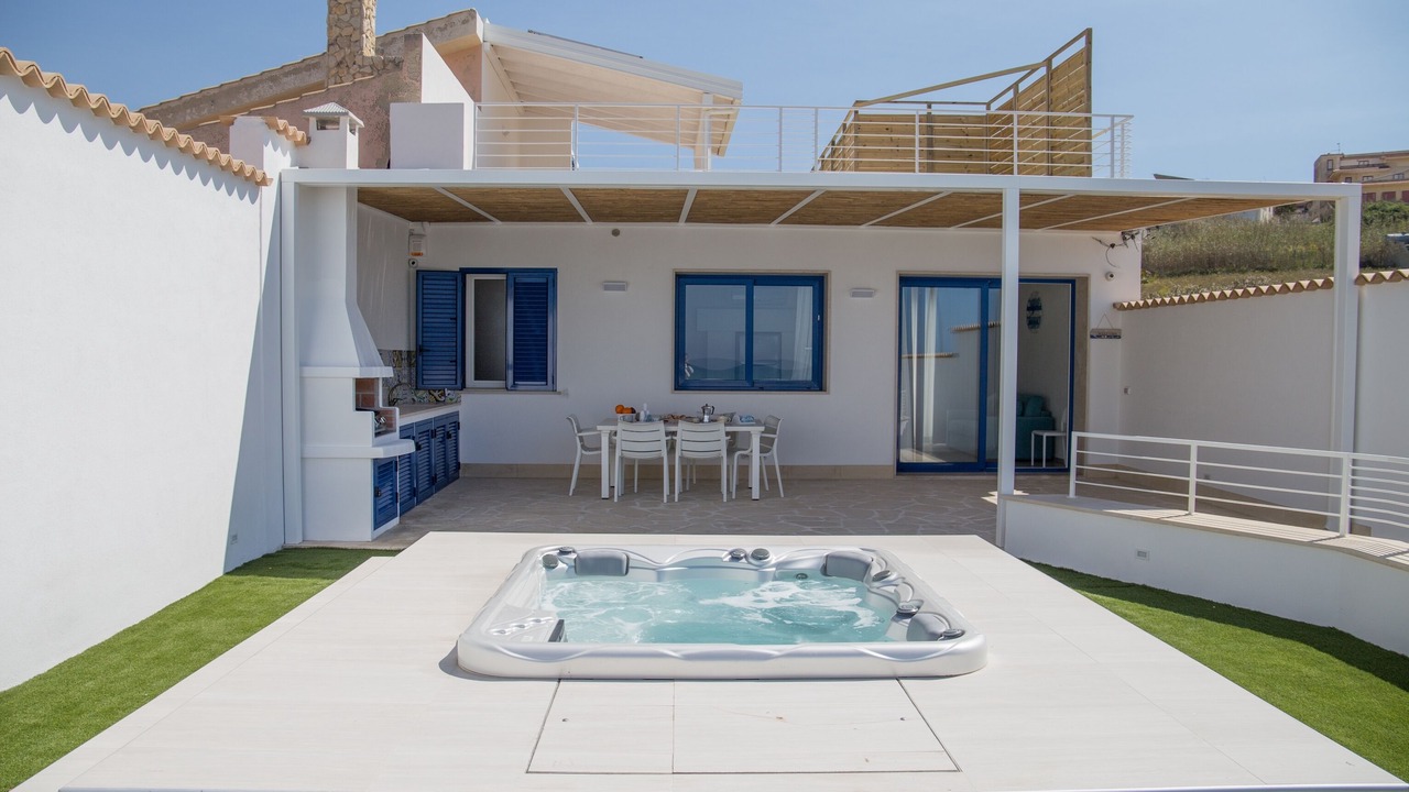 Photo of Patio Balcony in Cava dʼAliga