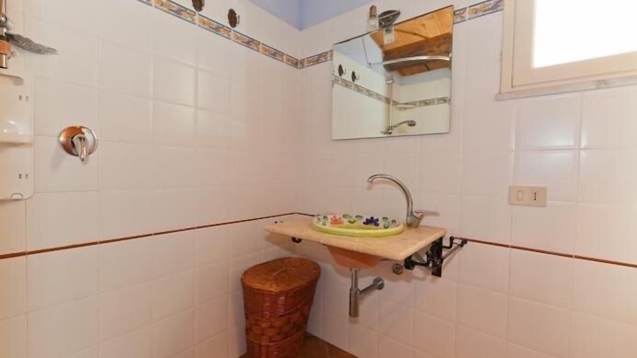 Photo of Bathroom in Old Town
