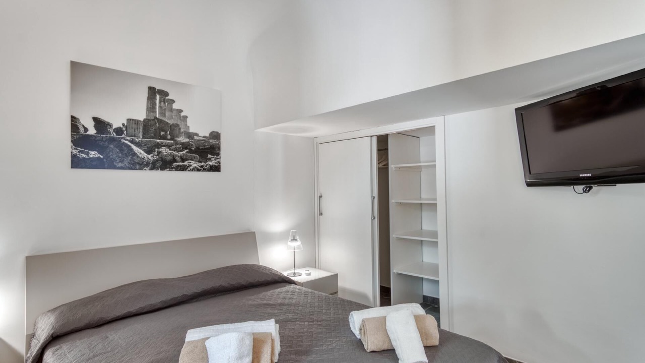Photo of Bedroom in Old Town