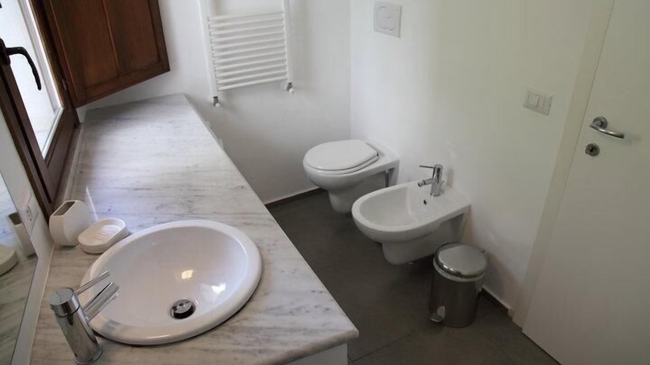 Photo of Bathroom in Old Town