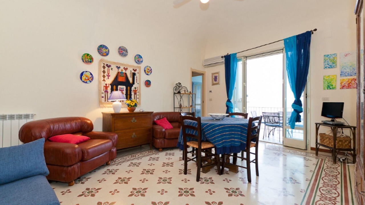 Photo of Livingroom in Old Town