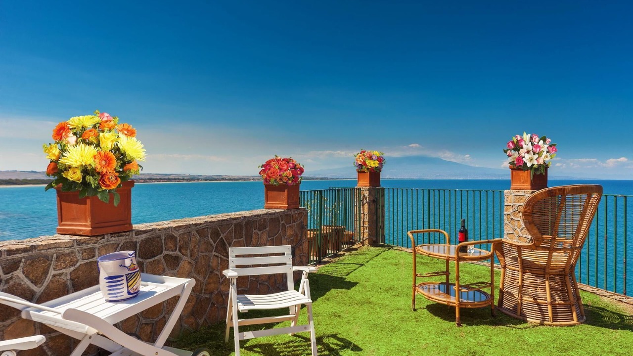 Photo of Patio Balcony in Costa Saracena-Castelluccio
