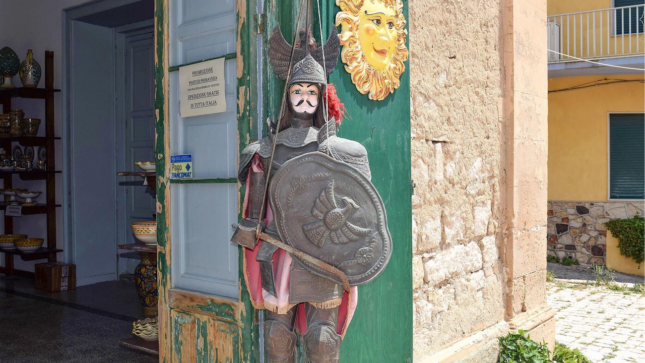 Photo of Others in Noto