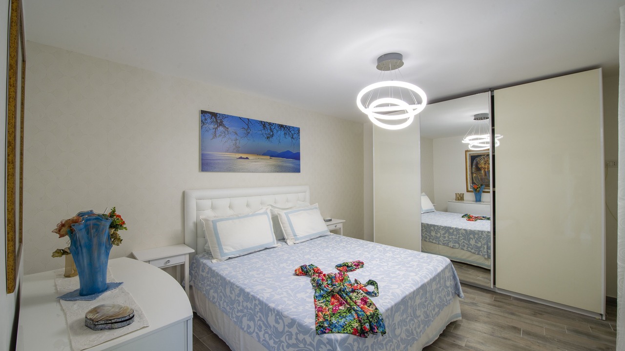 Photo of Bedroom in Minori