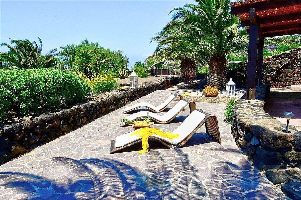 Photo of Patio Balcony in Pantelleria
