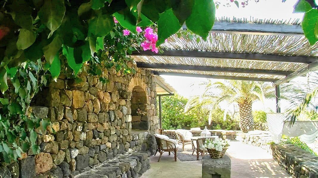 Photo of Patio Balcony in Pantelleria