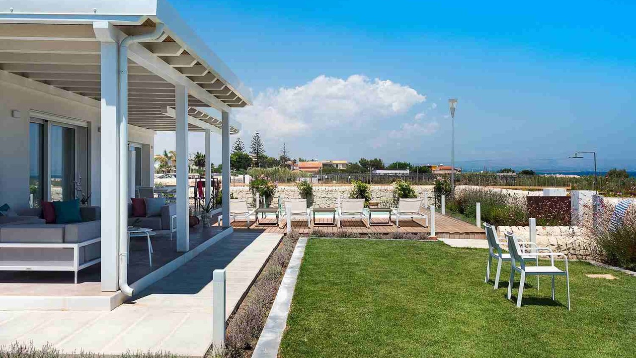 Photo of Patio Balcony in Reitani