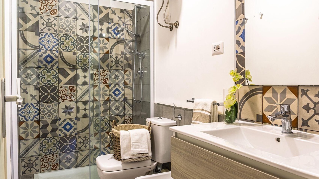 Photo of Bathroom in Porticato