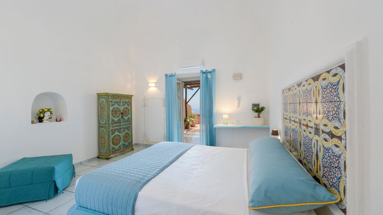 Photo of Bedroom in Montepertuso