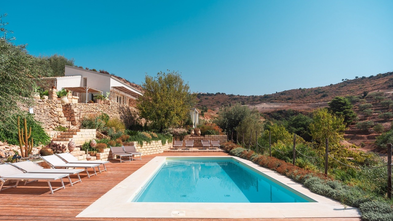Photo of Outdoor in Avola