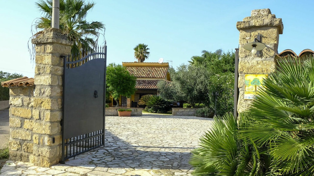 Photo of Others in Cinisi