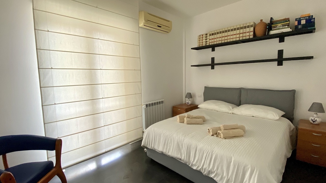 Photo of Bedroom in Acradina