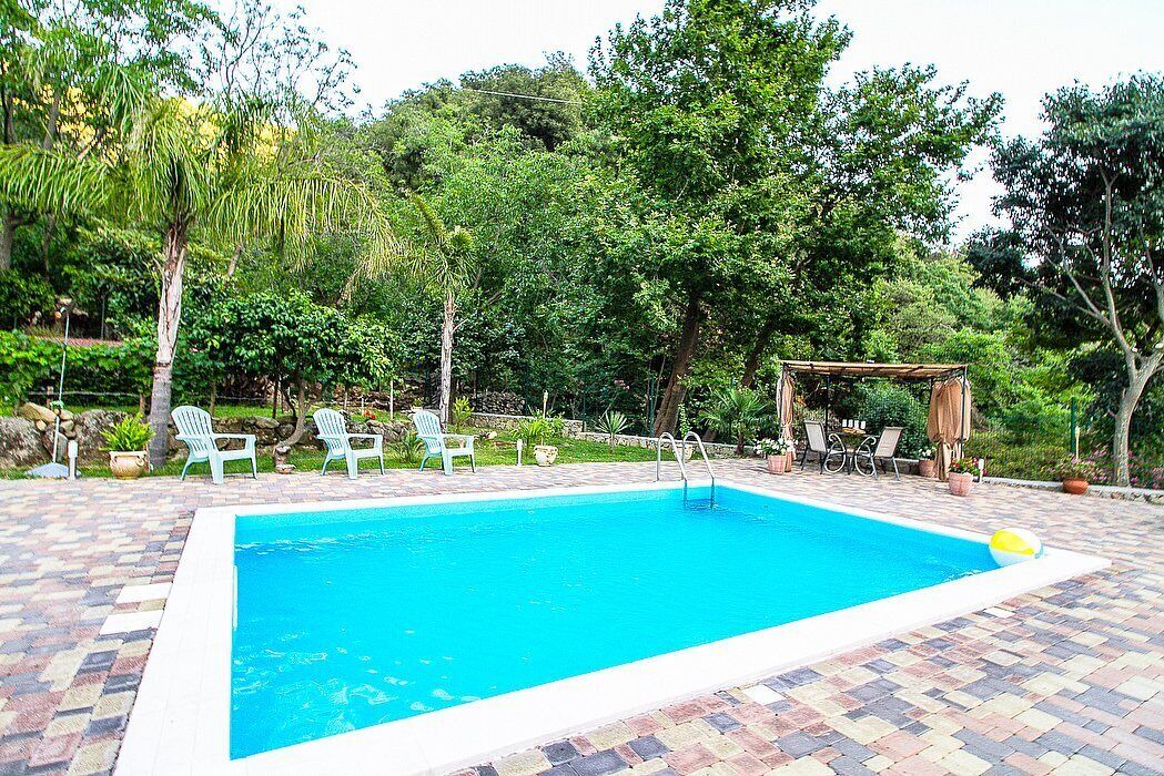 Photo of Outdoor in Motta Camastra
