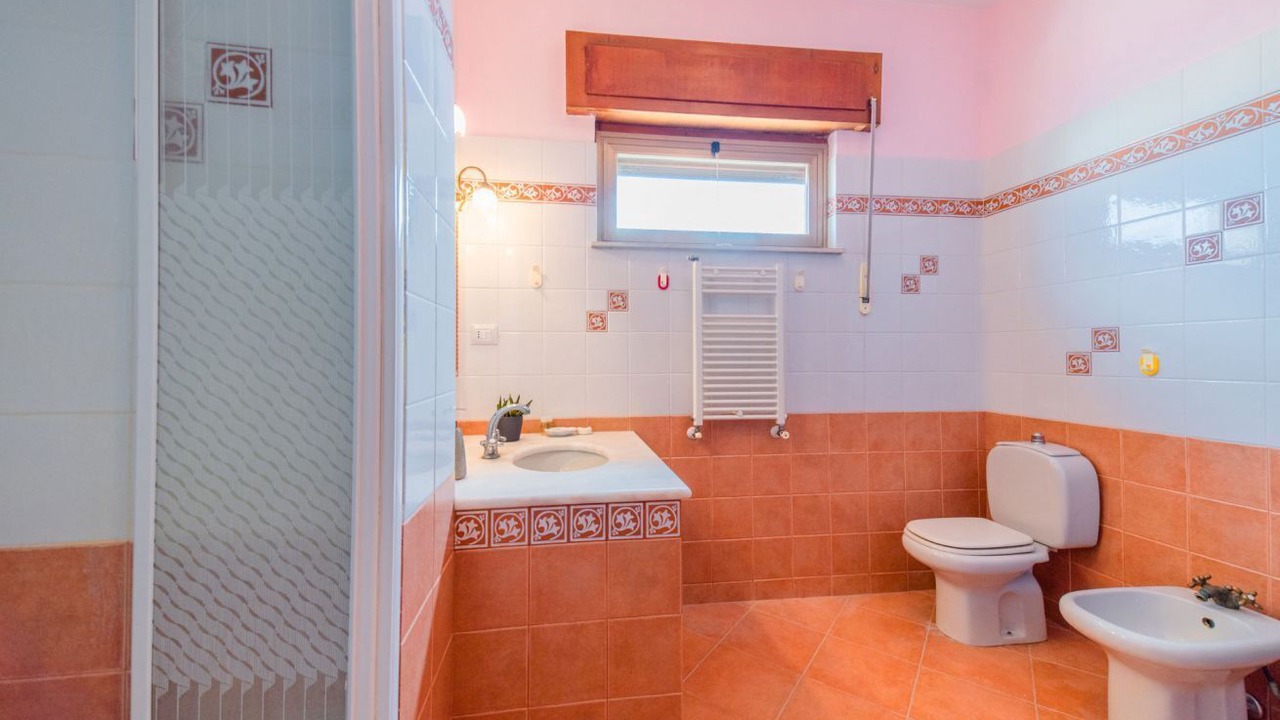 Photo of Bathroom in Acradina