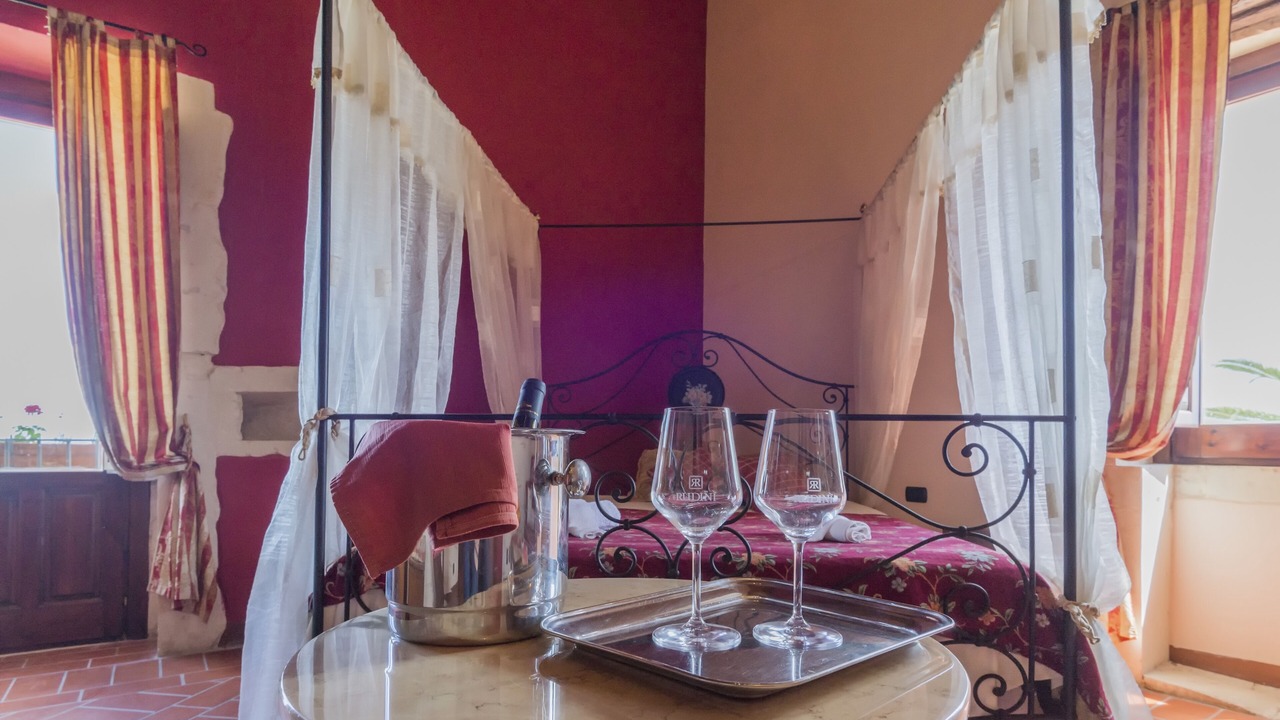 Photo of Bedroom in Maeggio