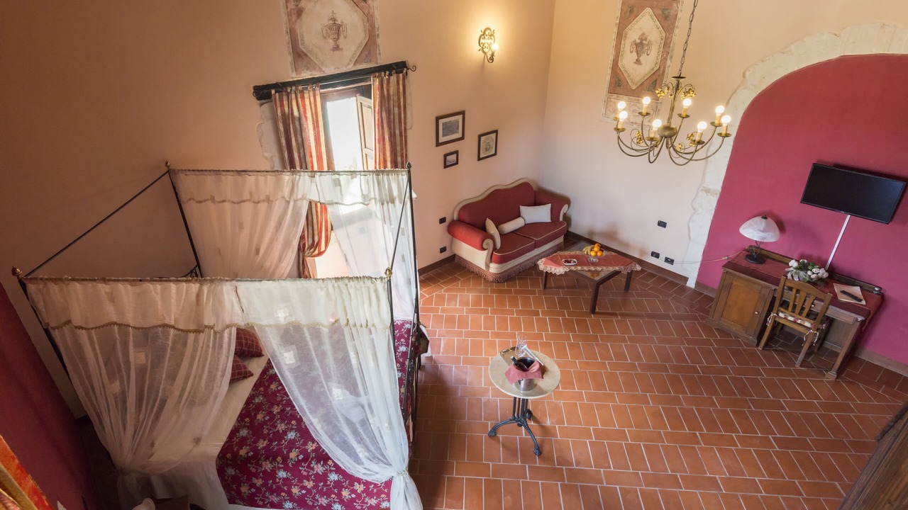 Photo of Bedroom in Maeggio