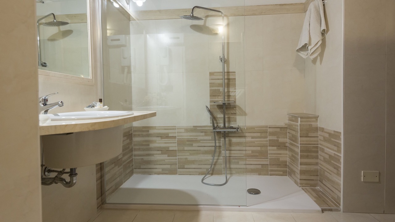 Photo of Bathroom in Maeggio