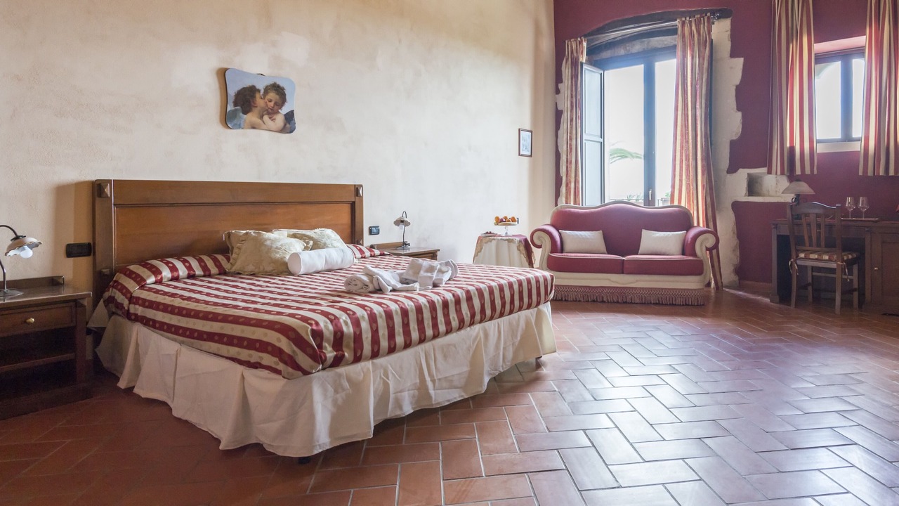 Photo of Bedroom in Maeggio