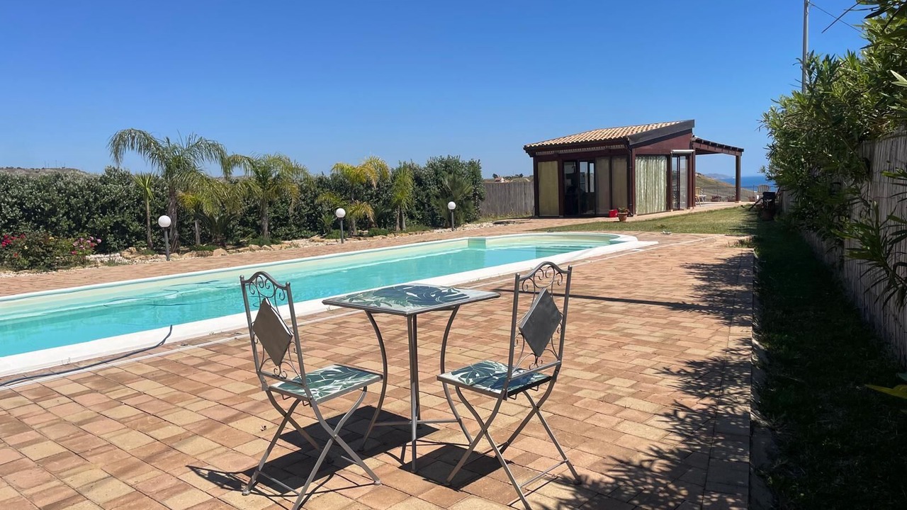 Photo of Outdoor in Pergole