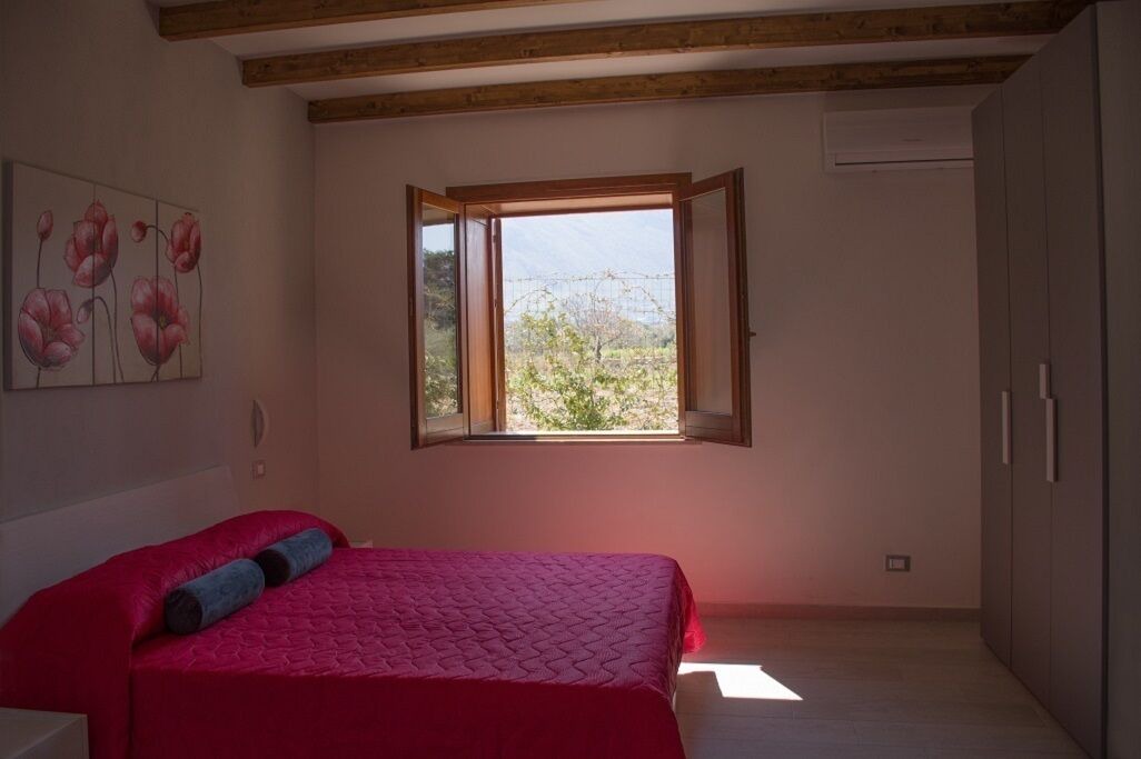 Photo of Bedroom in Scopello