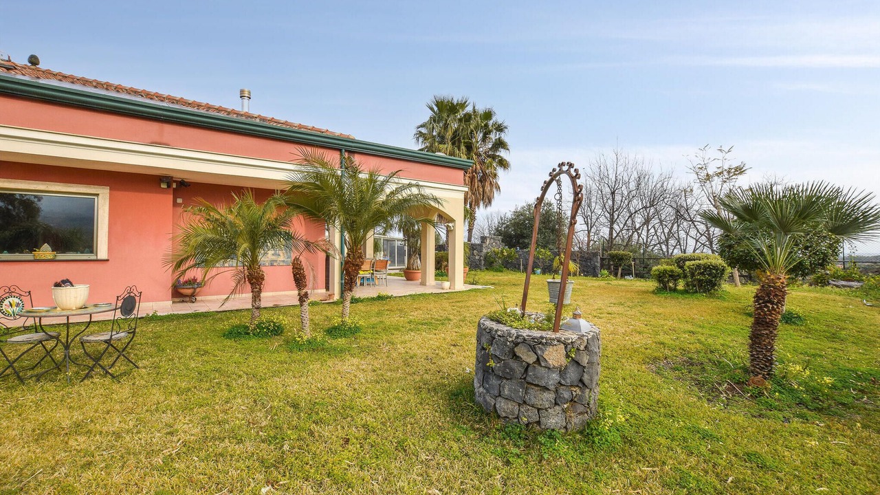 Photo of Outdoor in Calatabiano