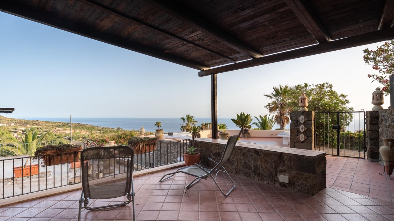 Photo of Patio Balcony in Pantelleria