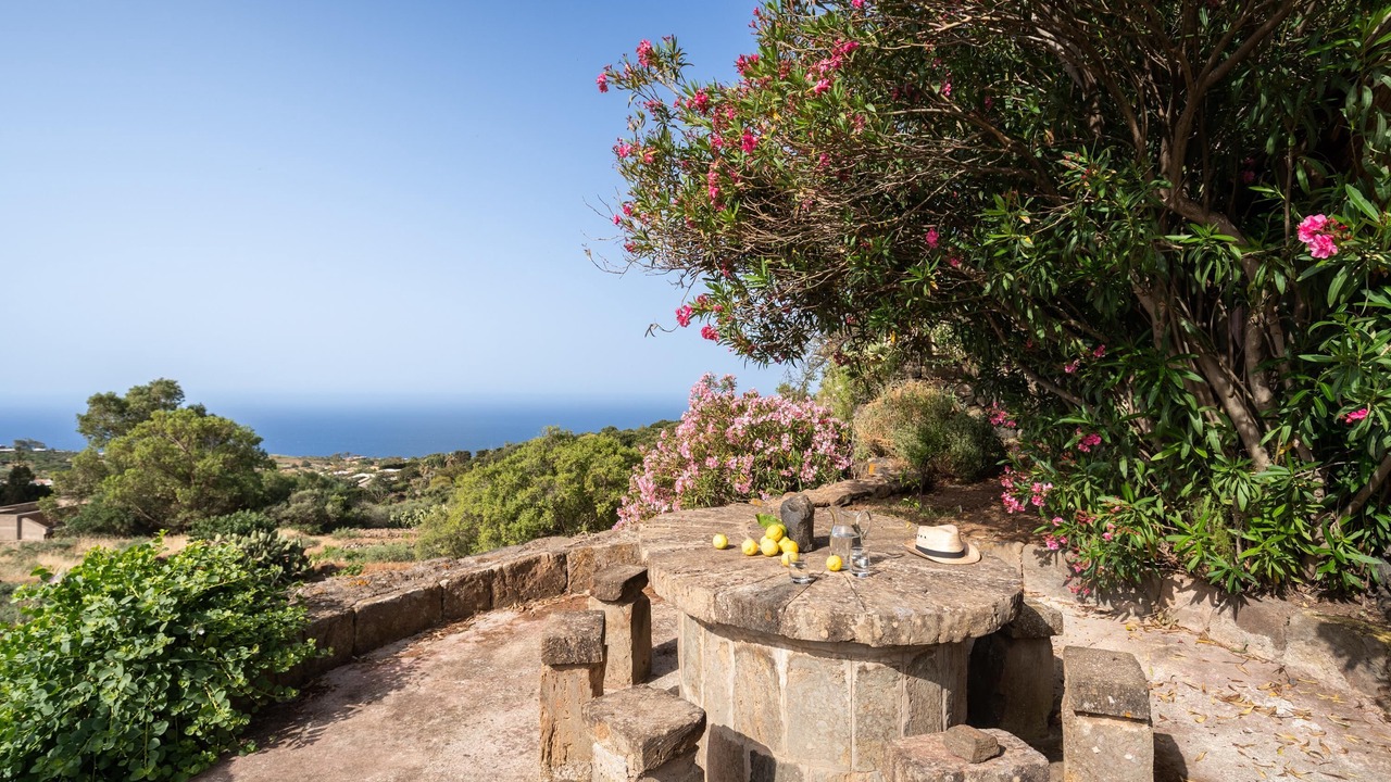 Photo of Patio Balcony in Pantelleria