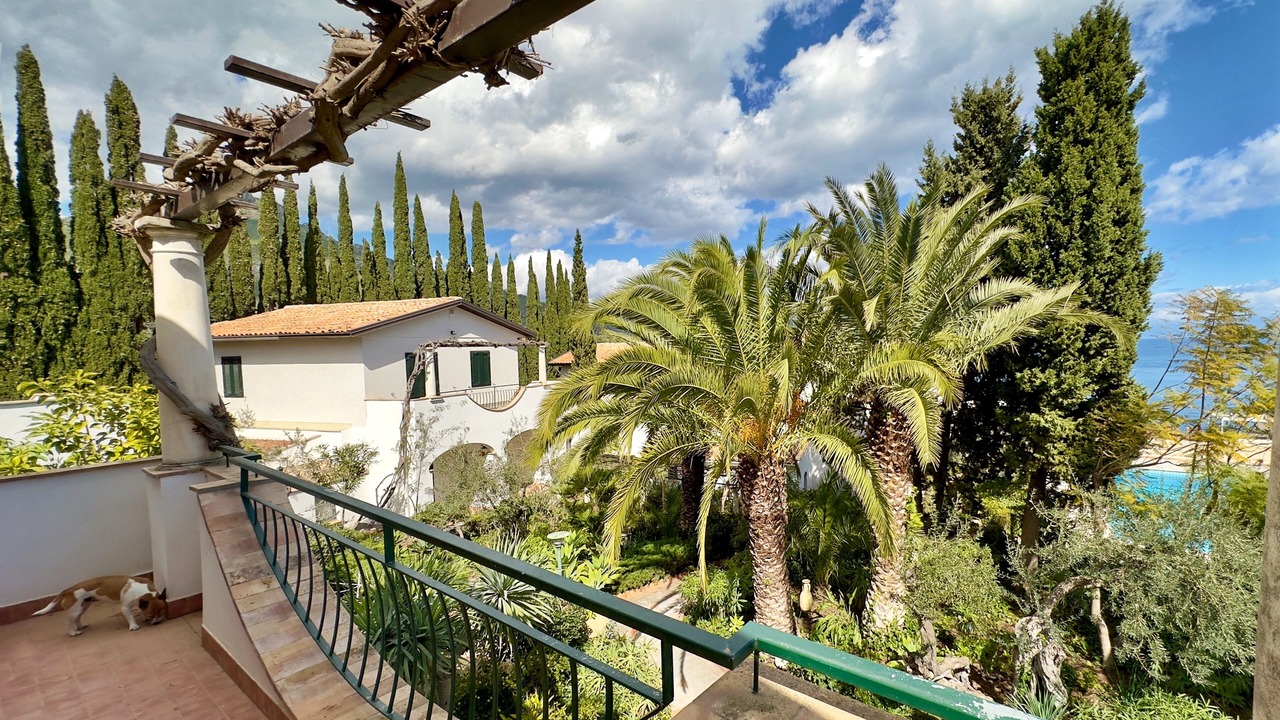 Photo of Patio Balcony in Mazzaro