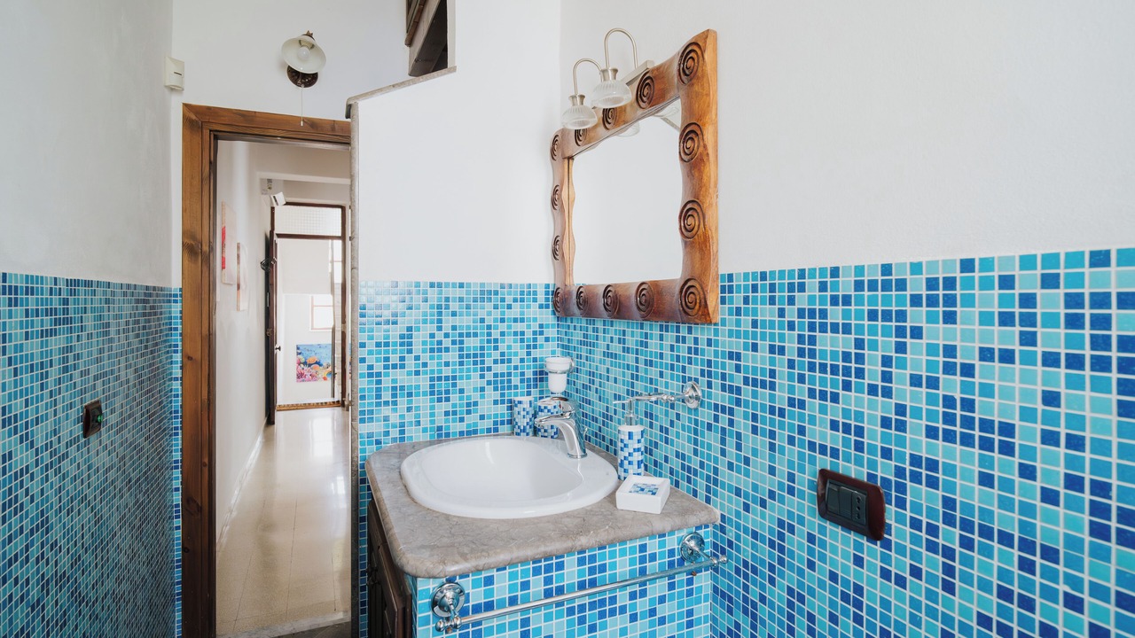 Photo of Bathroom in Mondello