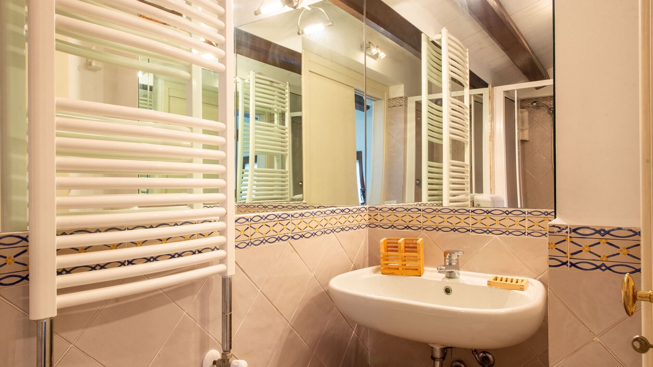 Photo of Bathroom in Capo