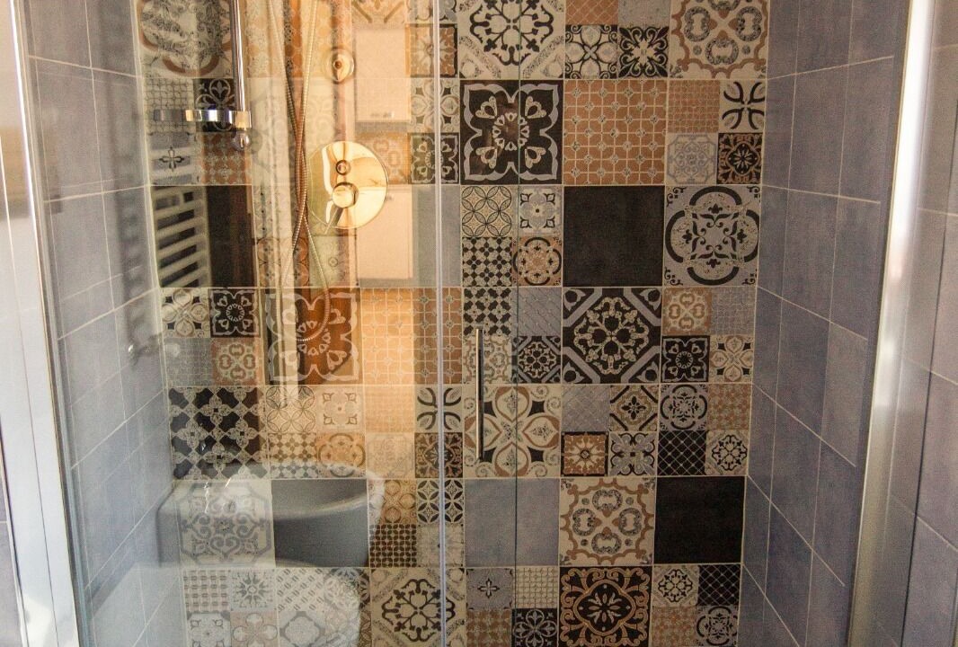 Photo of Bathroom in Palazzolo Acreide Historic Centre