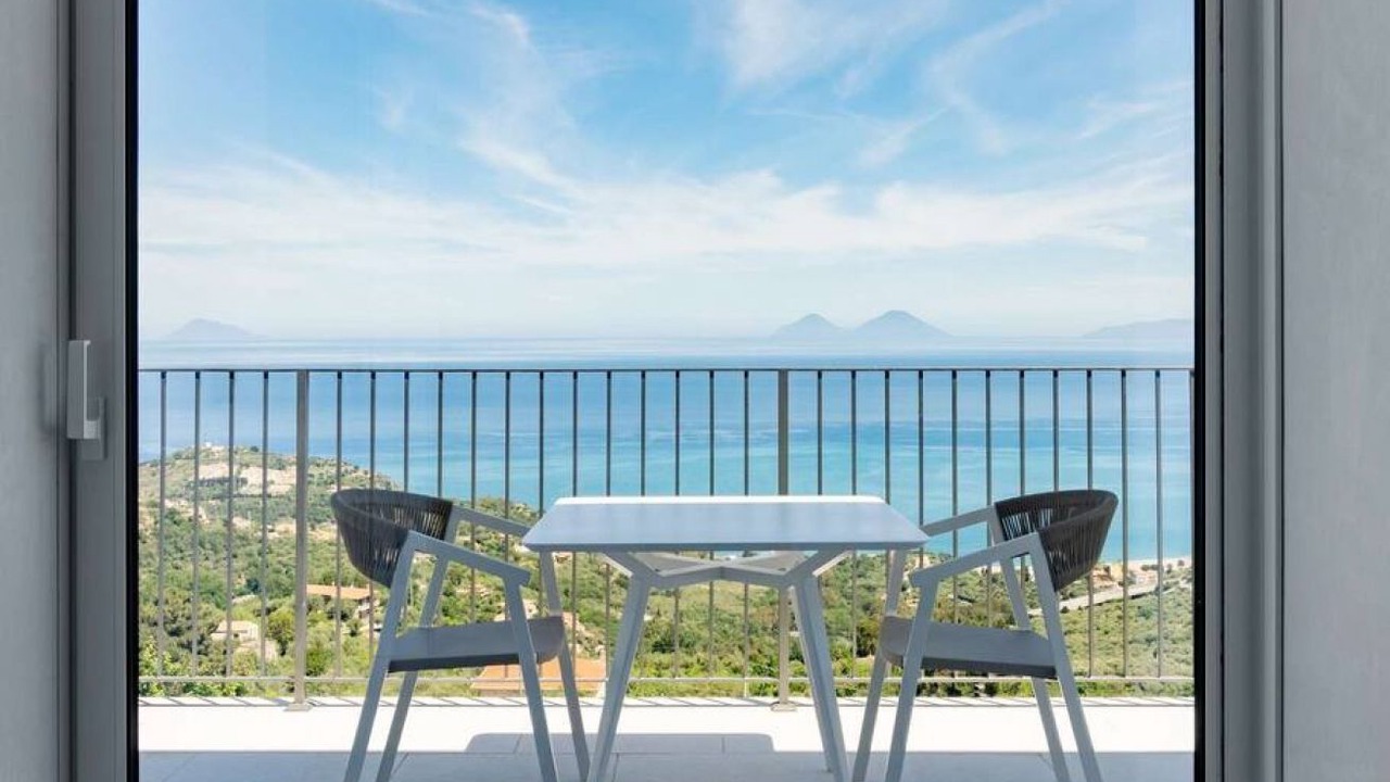 Photo of Outdoor in Naso